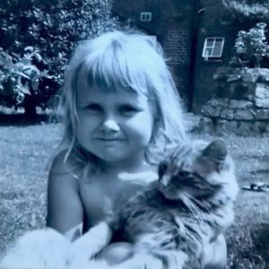 Meet your Posher, Nina